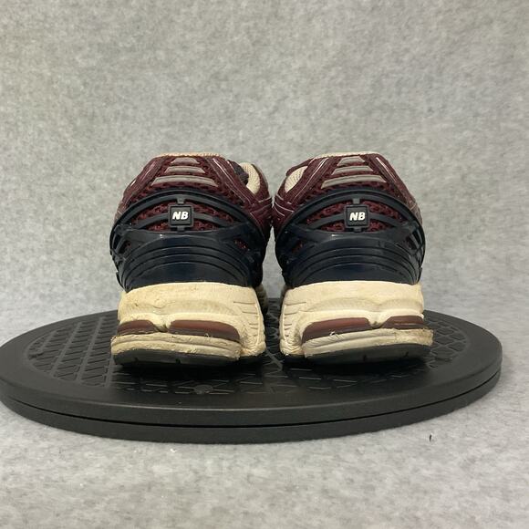 New Balance 1906R Burgundy Sneakers Men’s US 5D womens 6.5 (M1906RCC) - Picture 2 of 6